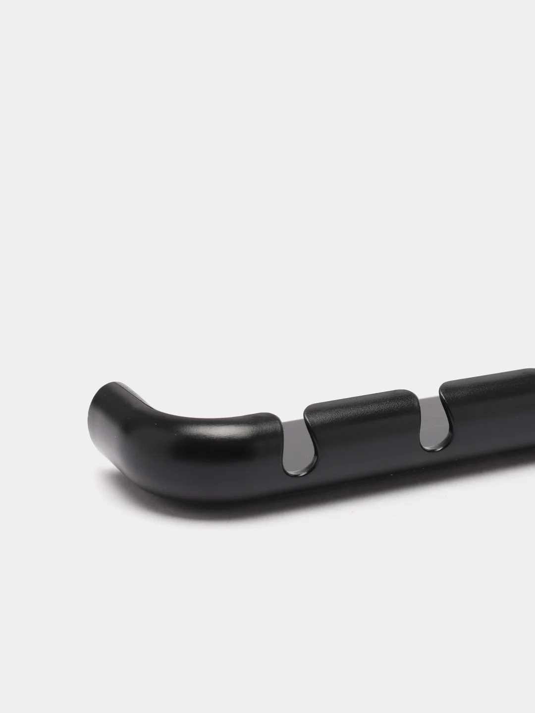 Держатель кабелей для iPhone