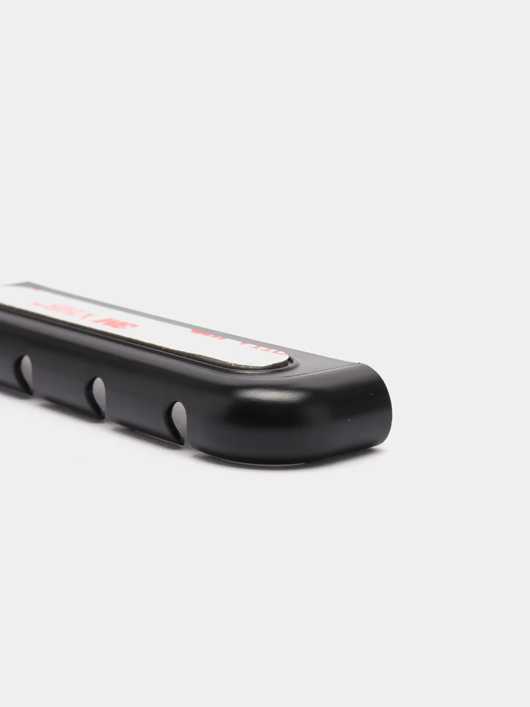Держатель кабелей для iPhone
