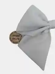 Белый бант на заколке, Бант белый