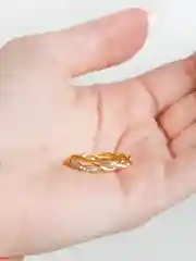 Золотой кольцо женское плетёное