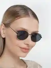 Черный солнцезащитные очки
