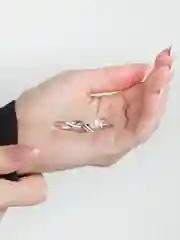 Серебряный брошь с жемчугом