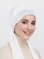 Белый готовый платок на никах / платок / женский головной убор / тюрбан женский