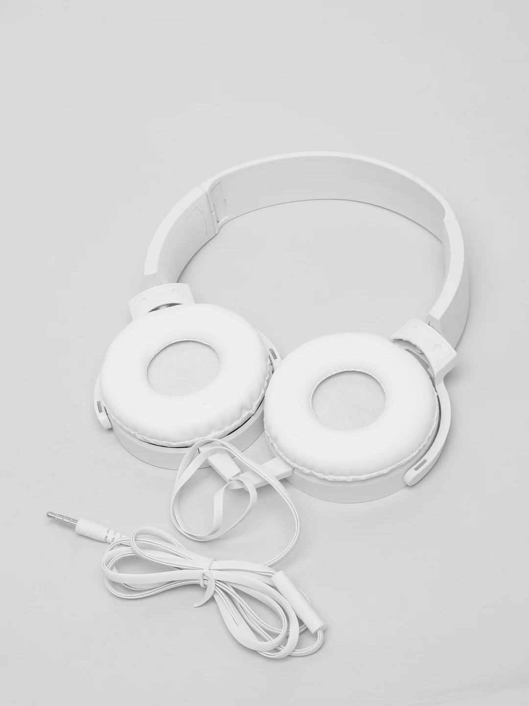 Белый наушники проводные Extra Bass, AUX, 3,5 мм