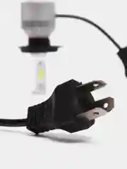 LED лампа светодиодная (2 шт) H4