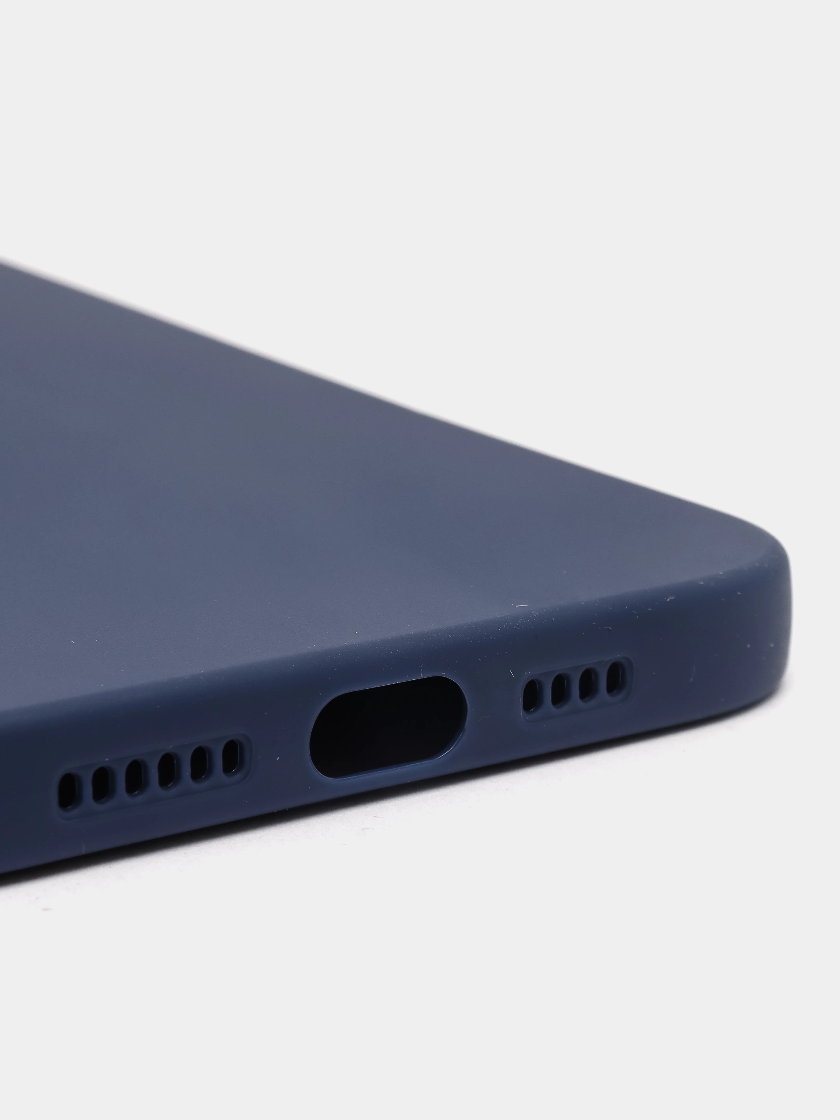 Темно-синий чехол защитный для iPhone 12 / 12 Pro / 12 Pro Max, силиконовый, 1,5 мм