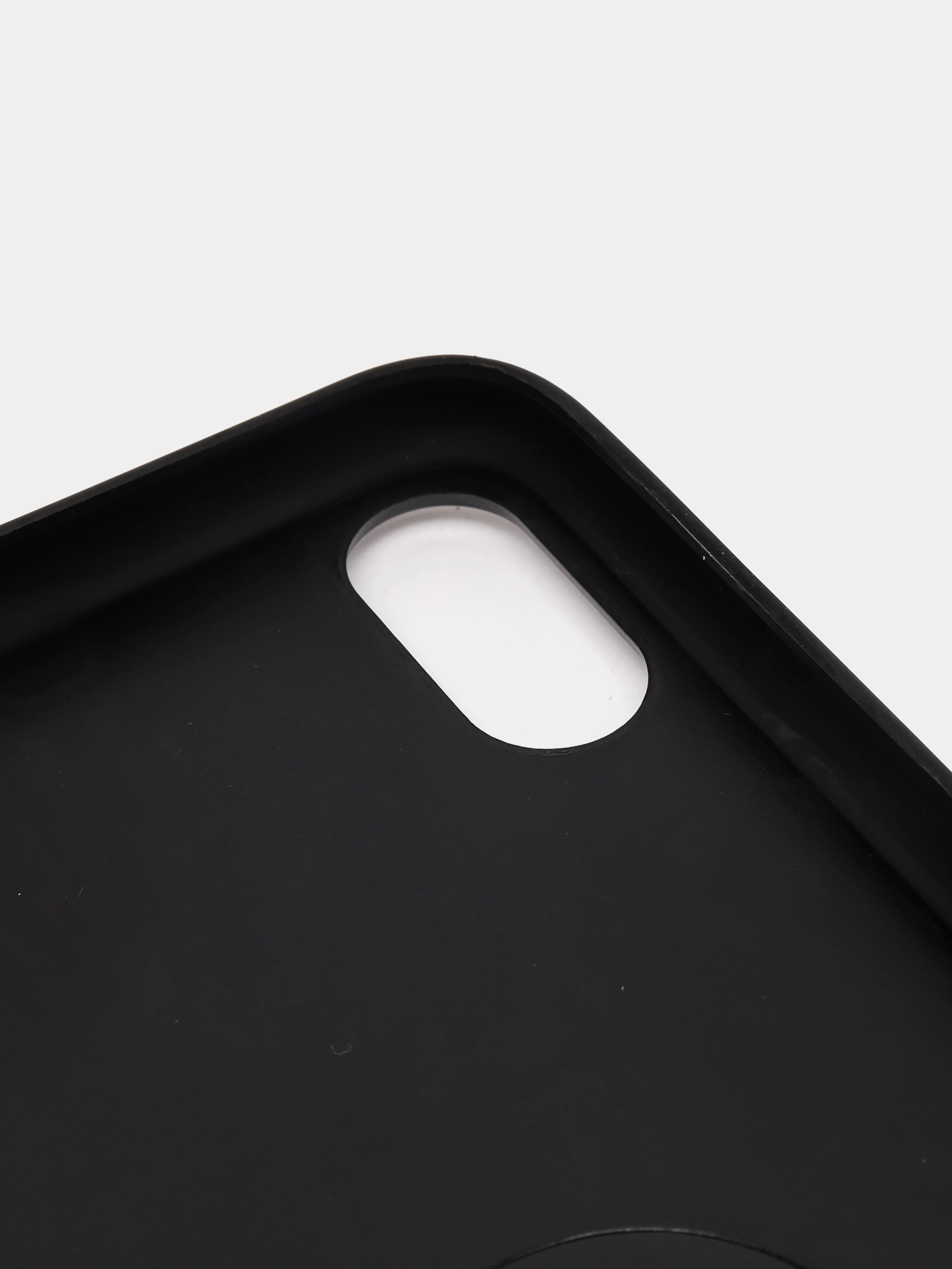 Чехол для iPhone с медведем