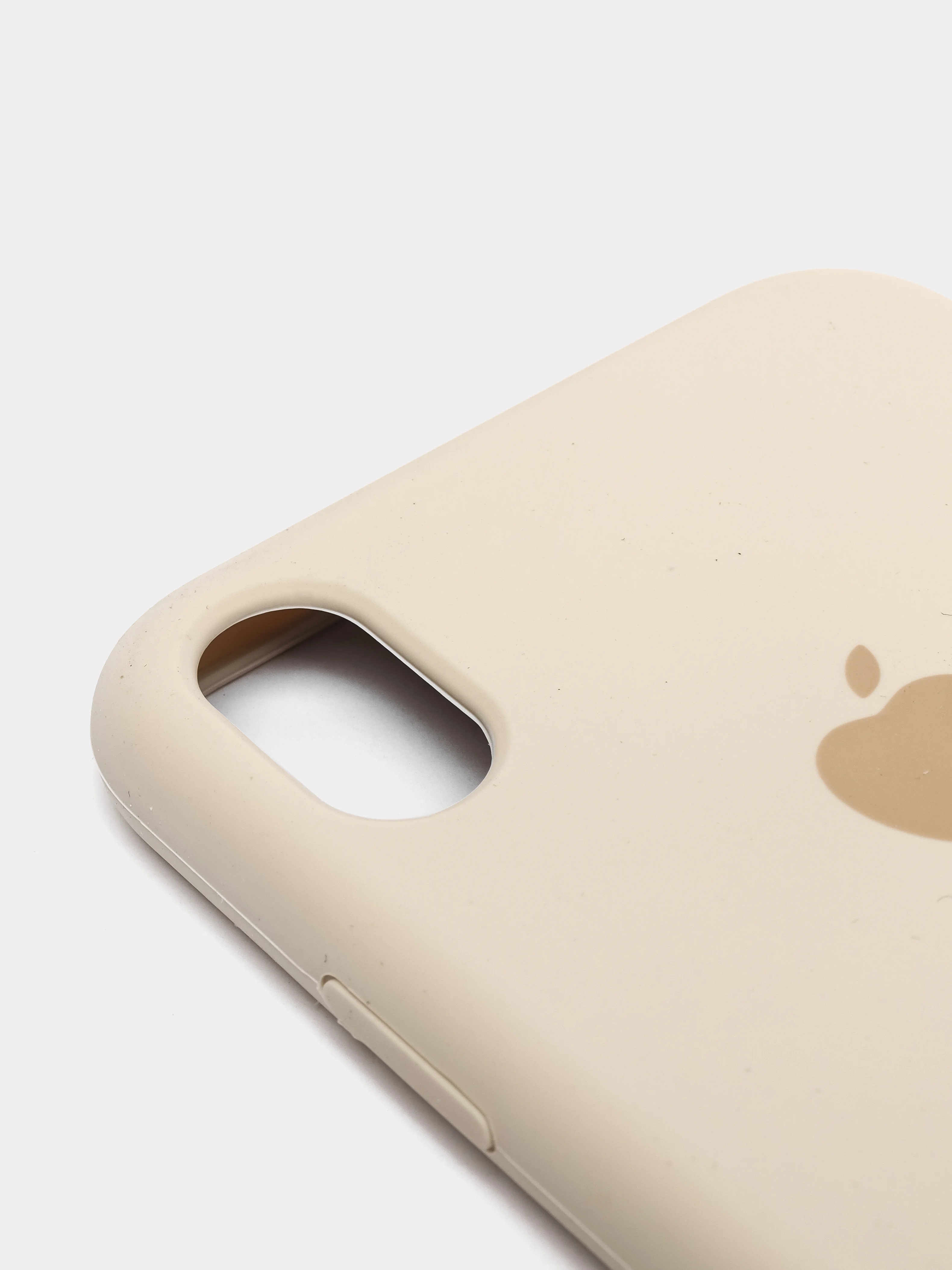 Бежевый защитный чехол для iphone Xr