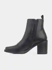 Женские ботинки, Юничел