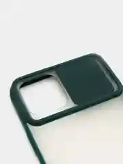 Зеленый чехол матовый силиконовый с защитой для камеры Iphone 12 ProMax