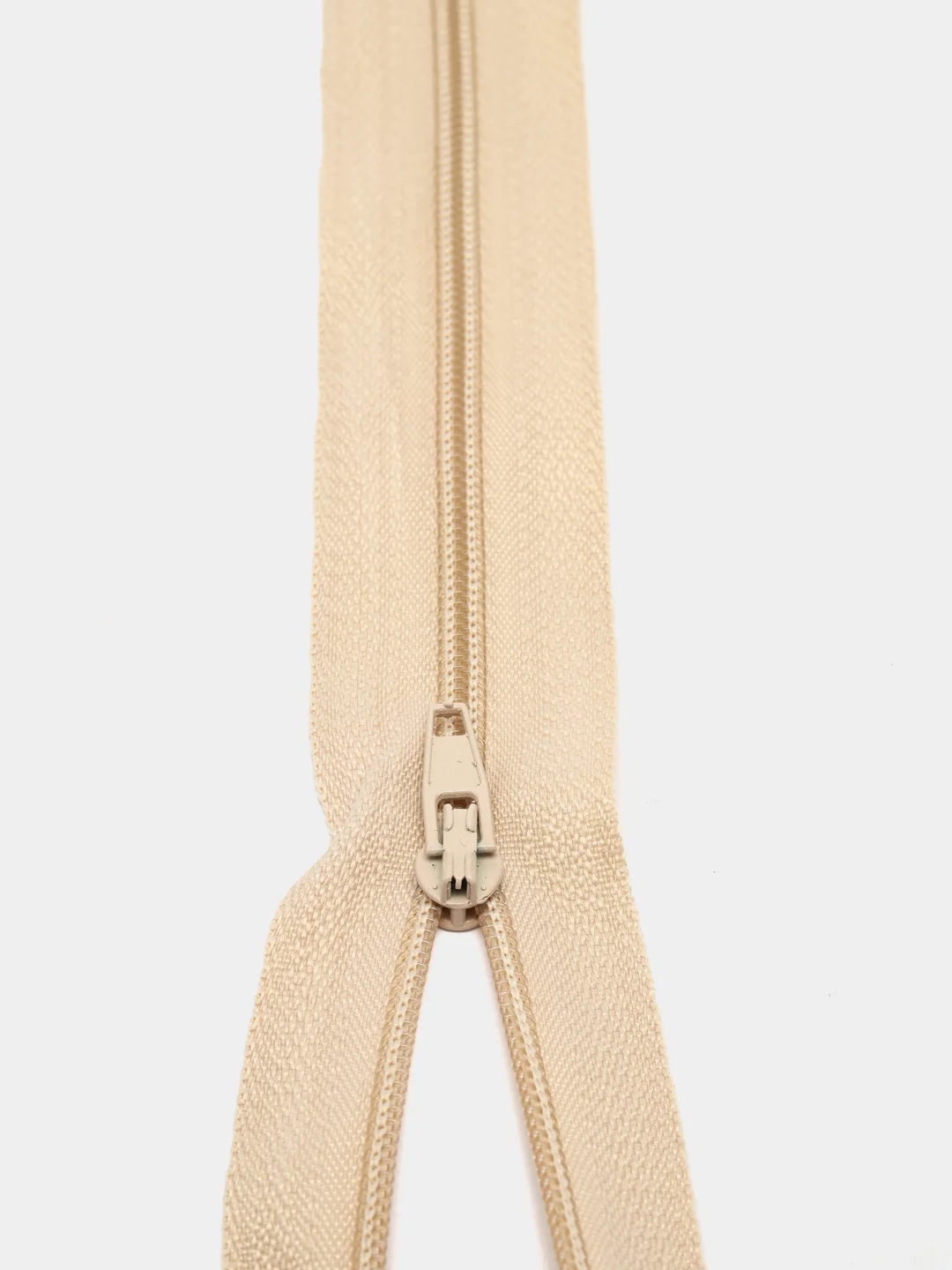 Молочный молния MaxZipper пластиковая юбочная №3, 18см