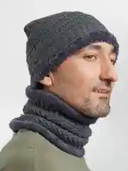 Серый комплект: шапка и снуд