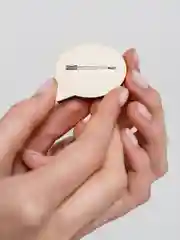 Серый деревянные значки "Коронавирус"
