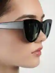 Женские солнцезащитные очки матовые, глянцевые