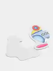 Baby Puzzle. В аэропорту