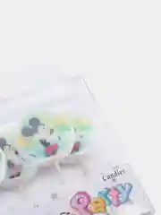 Алый свечи в торт /