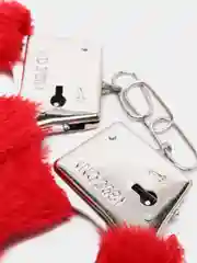 Красный металлические наручники с мехом для БДСМ