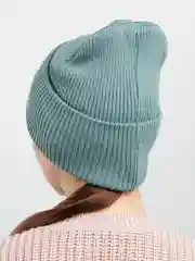 Лесной зеленый женская осенняя шапка