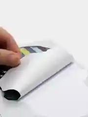 Алый наклейка на авто "Череп"