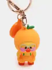 Желтый брелок для ключей для рюкзака