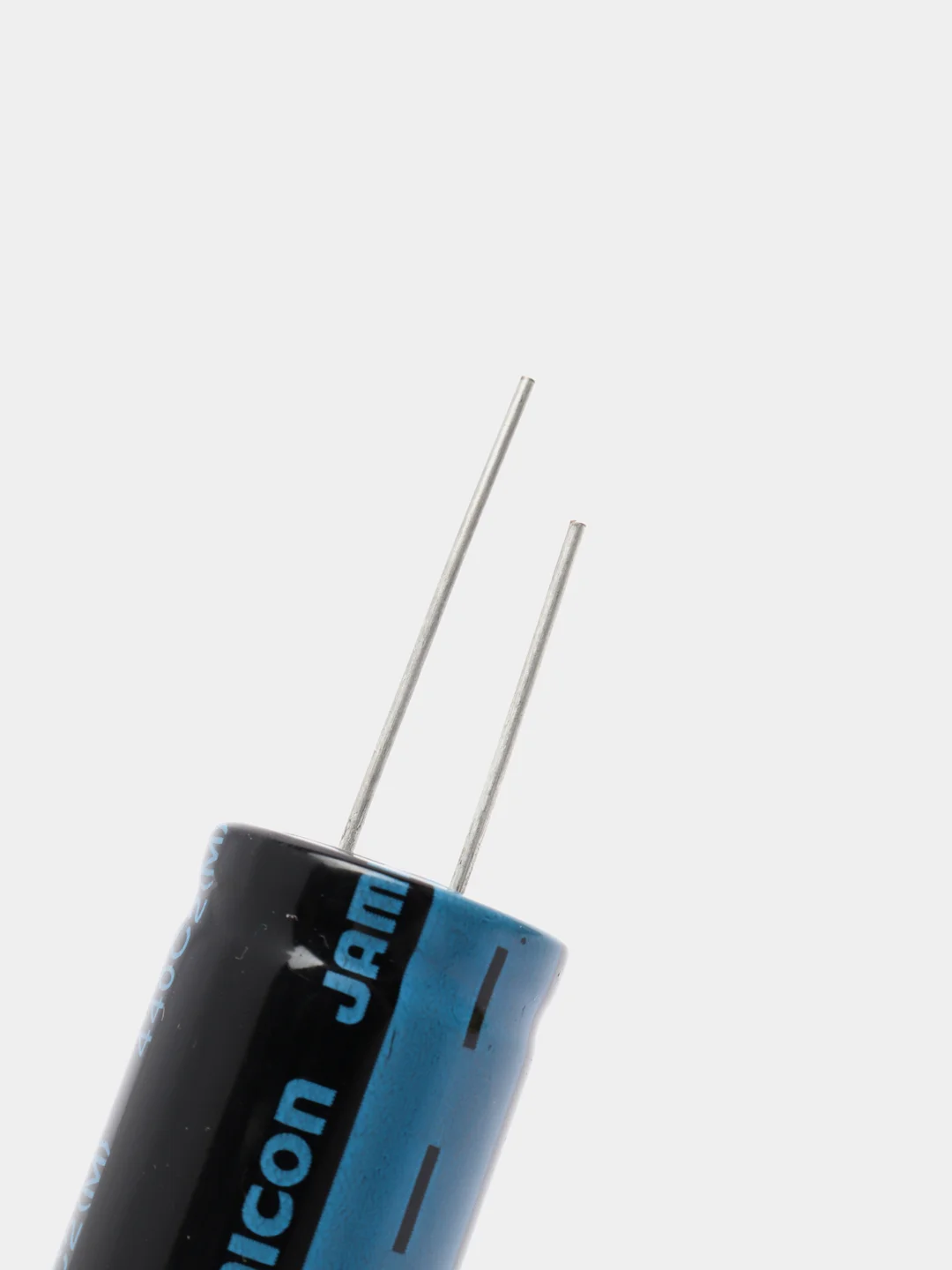 470мкФ 200в Конденсатор электролитический 470UF 200V 105C 22х45 TK JAMICON