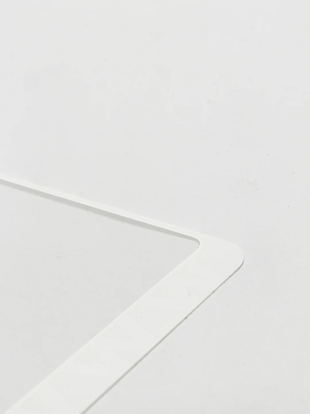 Белый защитное стекло Samsung A8 PLUS