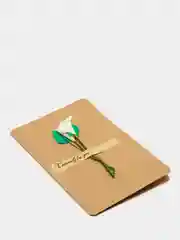 Открытка из крафтовой бумаги с цветком