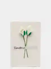 Открытка из крафтовой бумаги с цветком