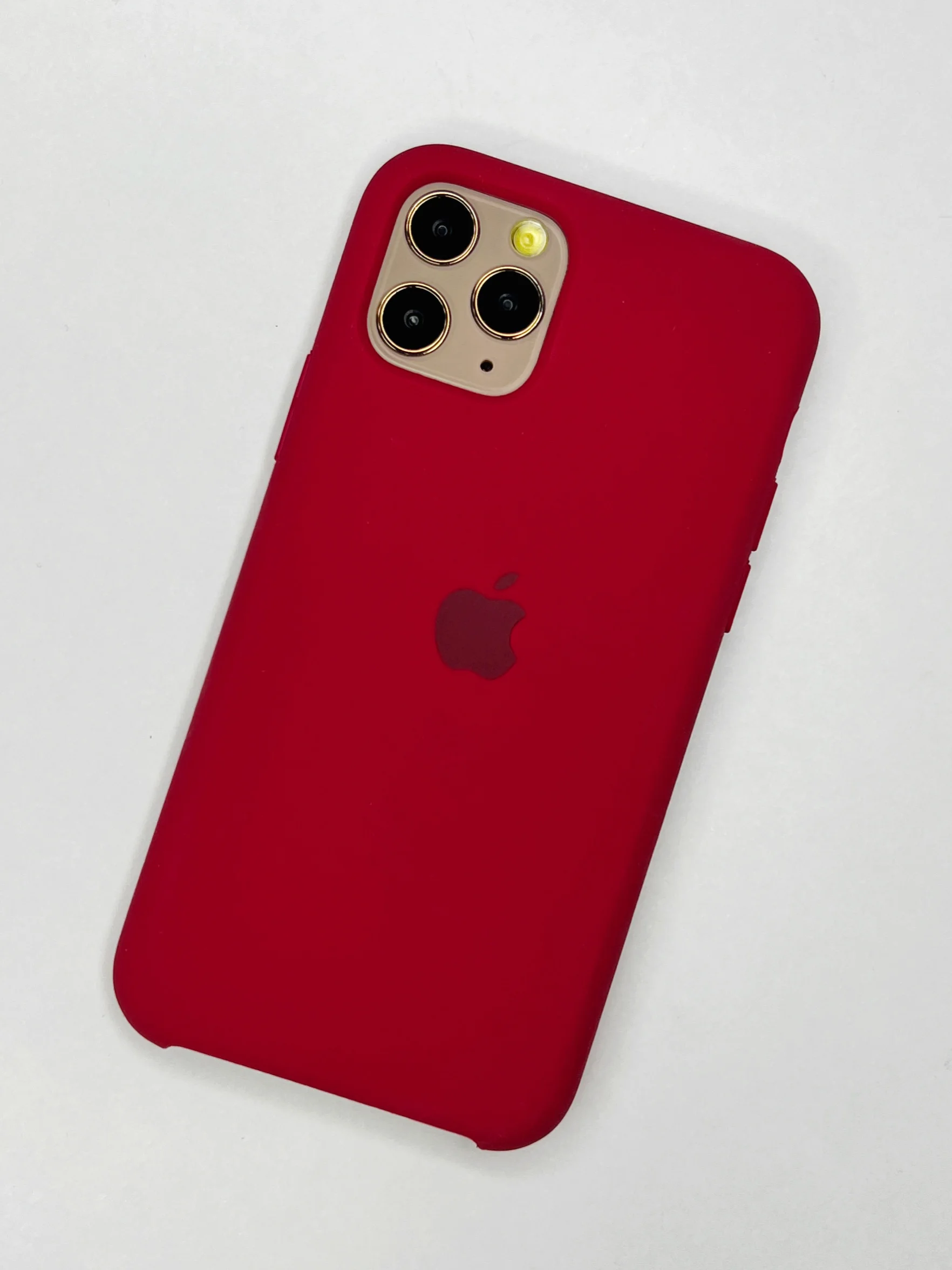 Багровый чехол Silicone Case для iPhone 11 Pro