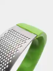 Зеленый ручной пресс для чеснока