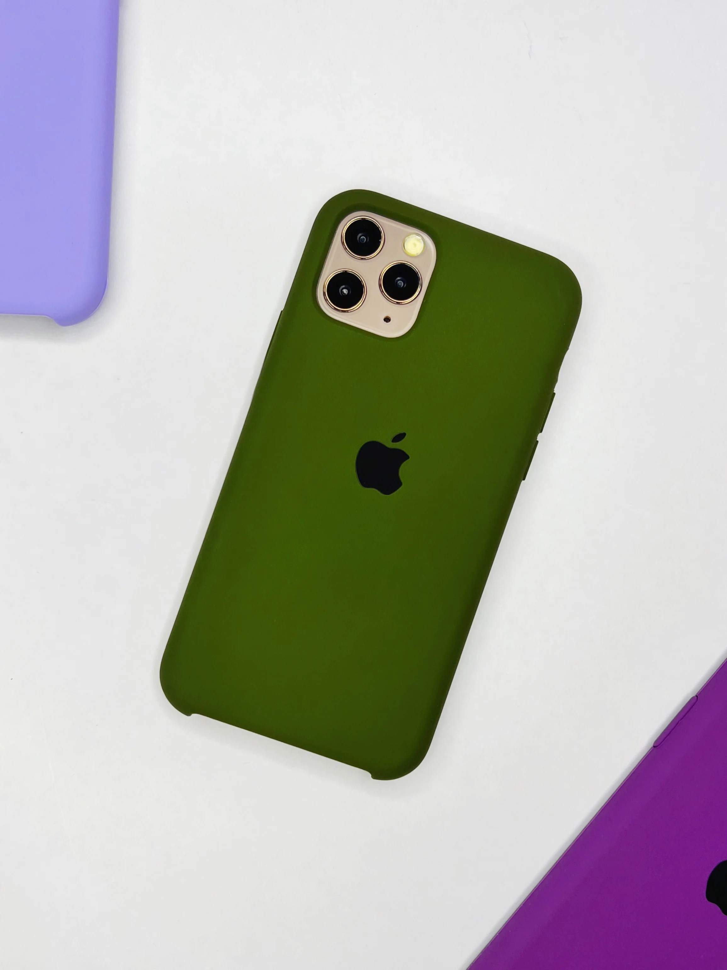 Приглушённый хаки чехол Silicone Case для iPhone 11 Pro