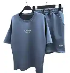 Костюм с шортами