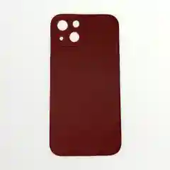 Бордовый силиконовый чехол для iPhone 13