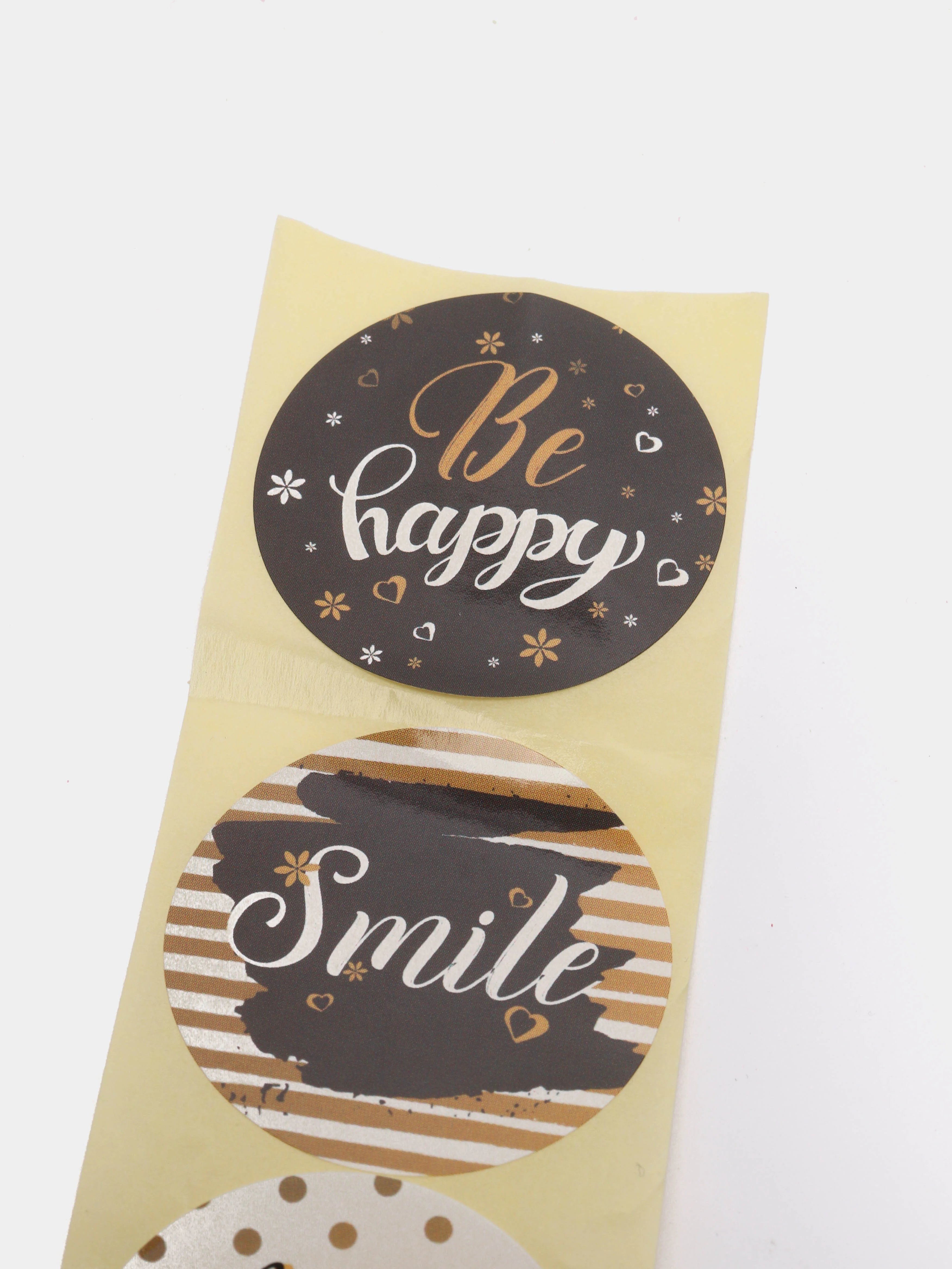 Наклейки для цветов и подарков "Be happy", 4,4 х 4,4 см