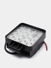Фара светодиодная OFF ROAD 105*105мм квадратная SKYWAY 16 диодов Ближний свет S07201016