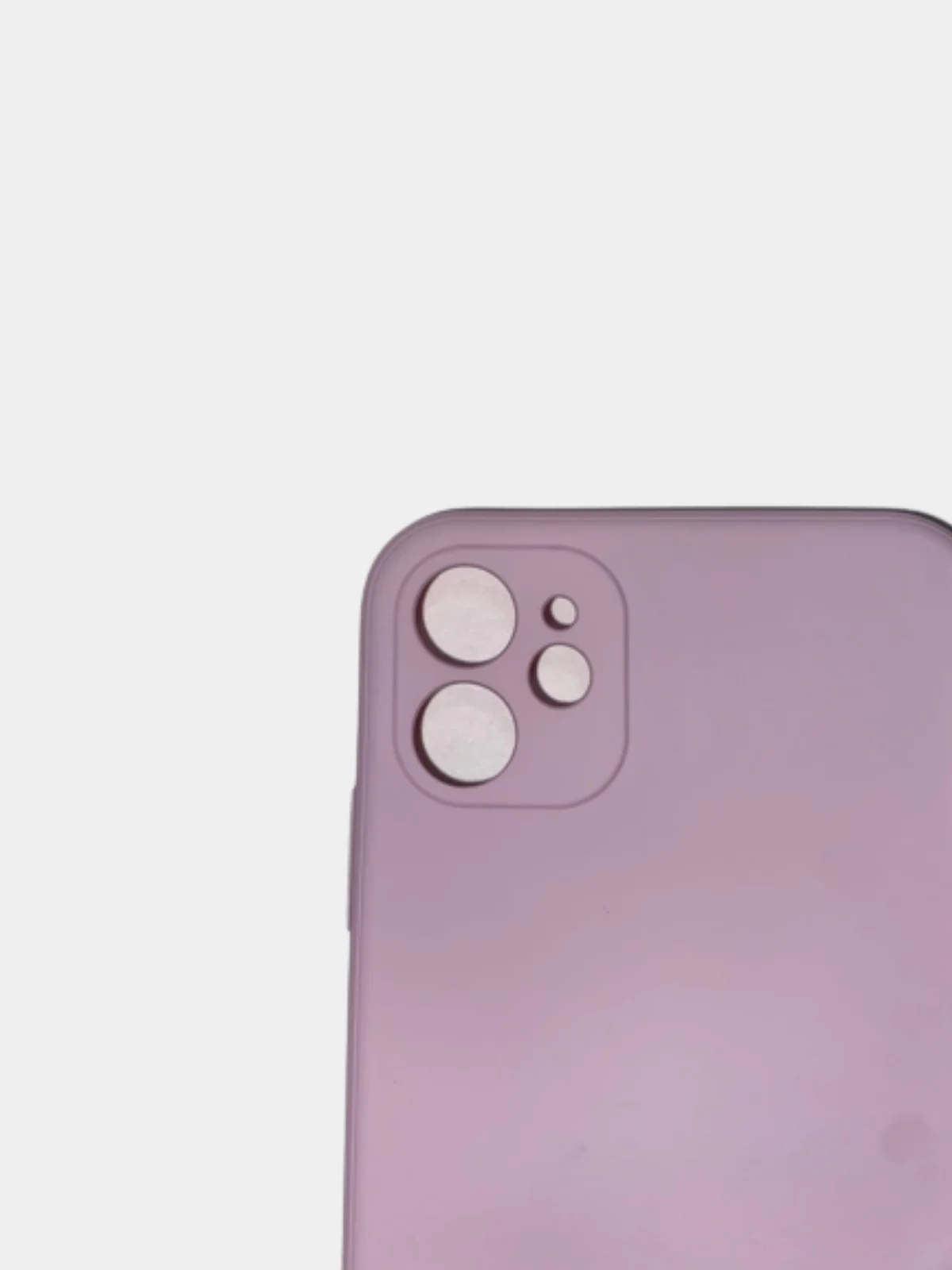 Розовый чехол силиконовый с защитой камеры для iPhone 11 с бархатной подкладкой