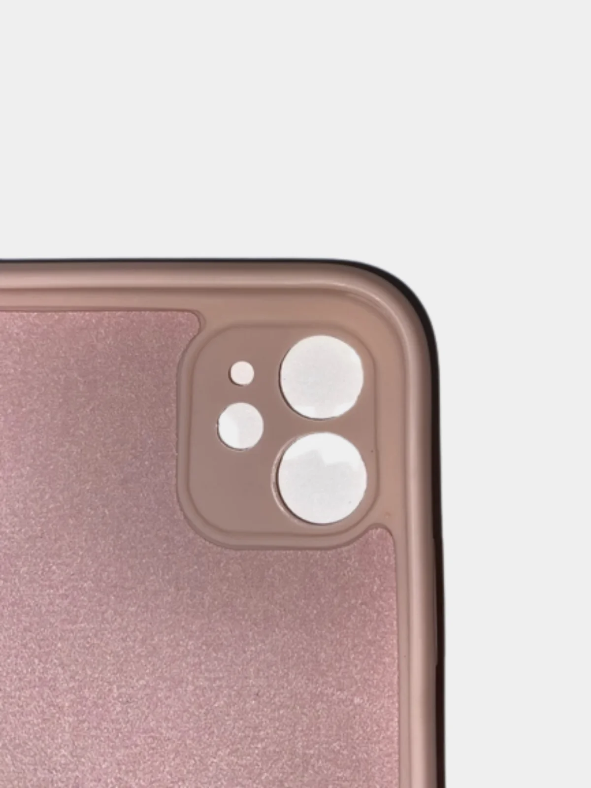 Пудровый чехол силиконовый с защитой камеры для iPhone 11 с бархатной подкладкой