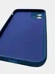 Синий чехол силиконовый с защитой камеры для iPhone 11 с бархатной подкладкой