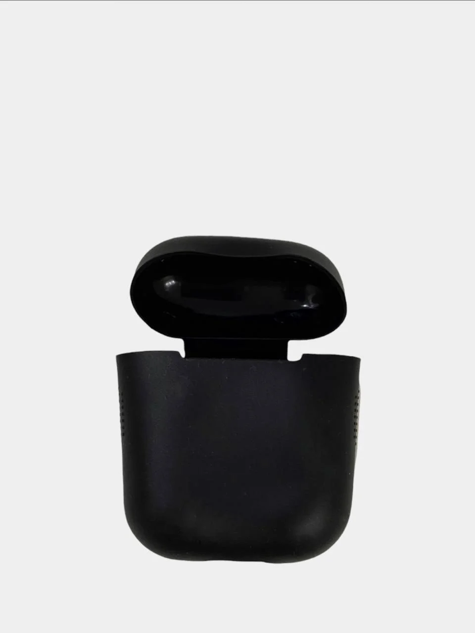 Черный силиконовый чехол для наушников Apple Airpods 1,2
