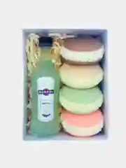 Бирюзовый сувенирное мыло "Мартини и макаруны"