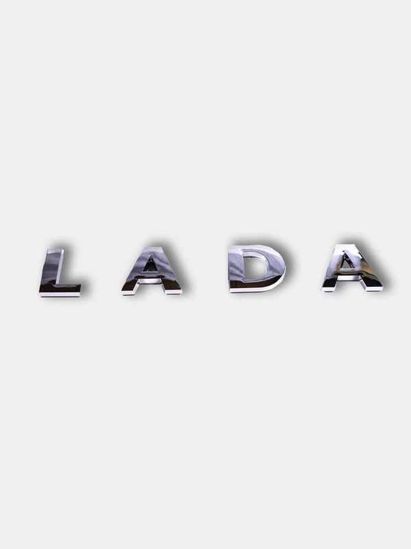 Эмблема Lada