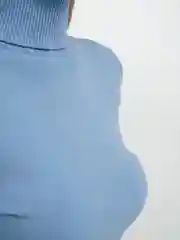 Голубой водолазка женская