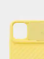 Желтый ребристый чехол с защитой камеры в виде шторки на iPhone 6s/7/8/Plus/SE/20/11/Pro на айфон