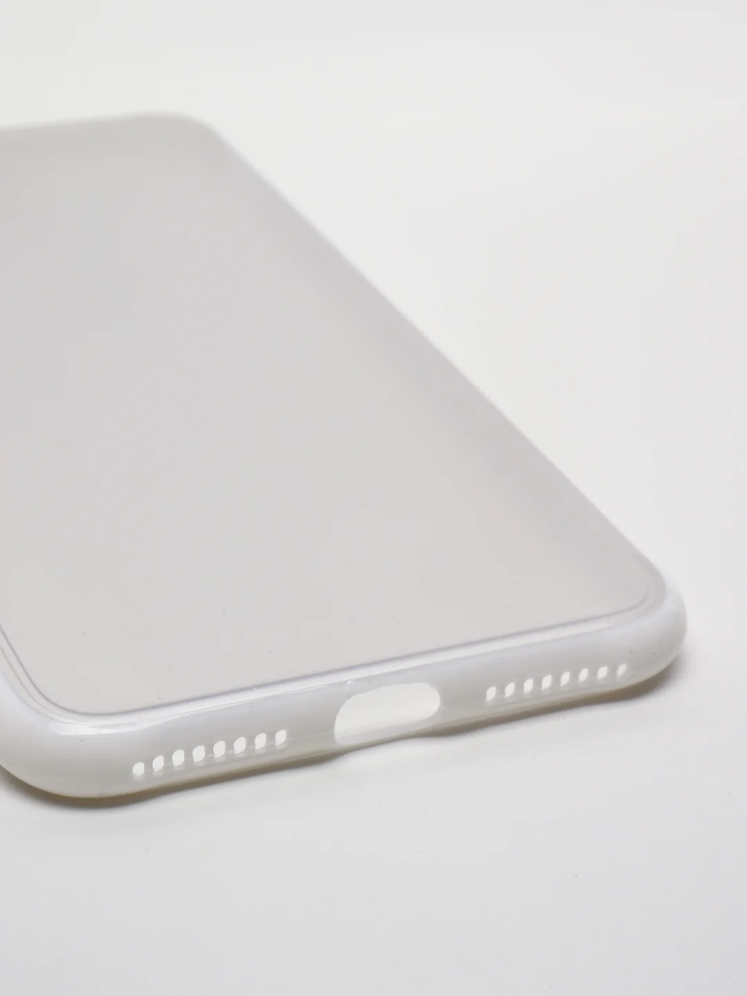 Белый чехол для телефона iPhone 7/8/SE 2020. 7+/8+. XR .11 . 12min. 12 . 12pr. 12pro max