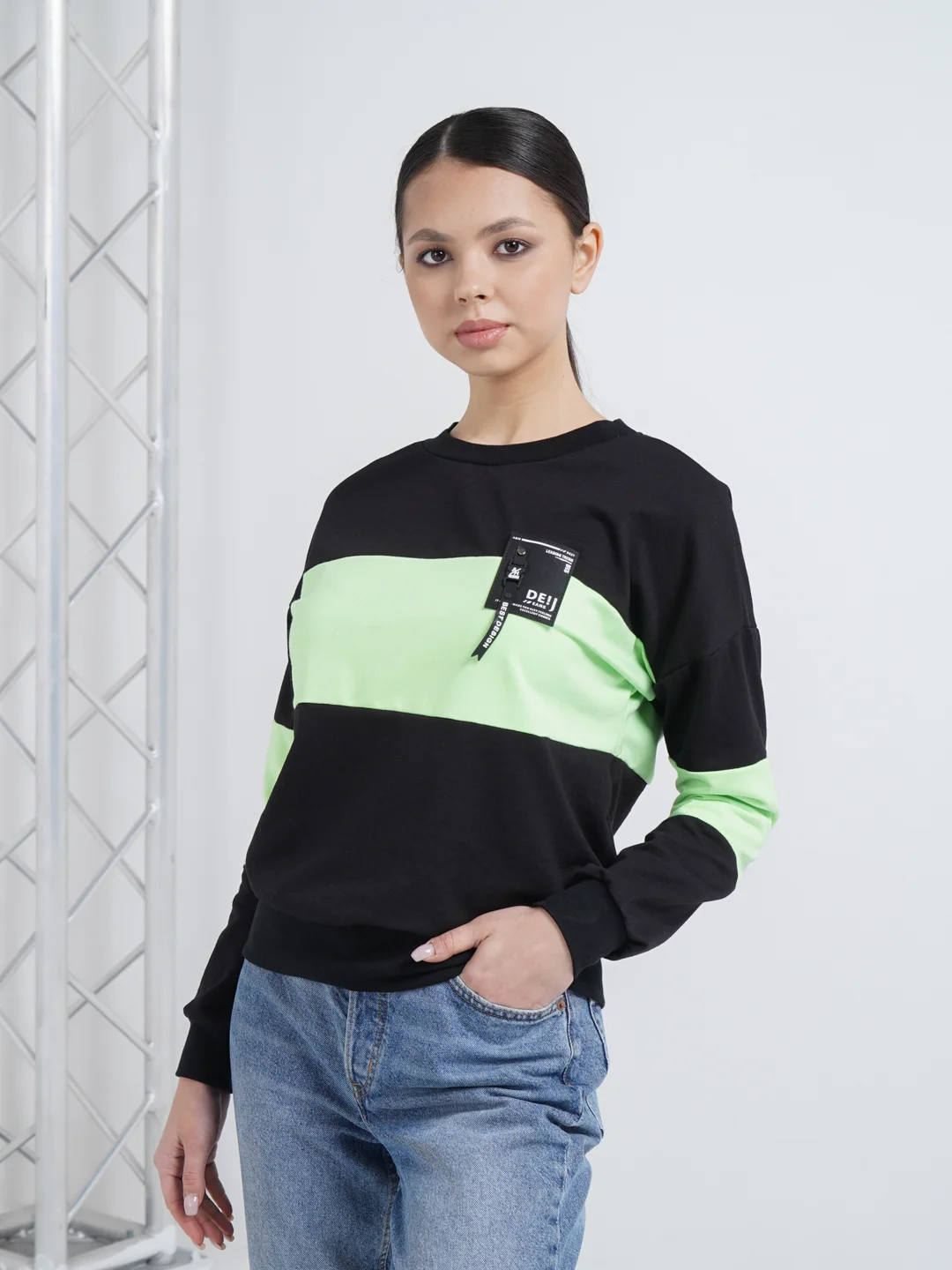 Зеленый свитшот женский Свобода lovetex.store