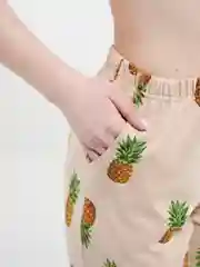 Бежевый пижама женская: брюки и рубашка