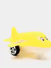 Желтый самолёт с глазиками