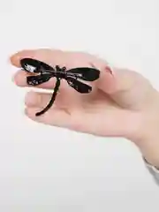 Багровый брошь "Стрекоза"