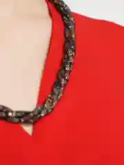 Бусы разноцветные с камнями в сетке