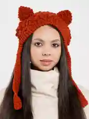 Багровый вязаная шапка с кошачьими ушками